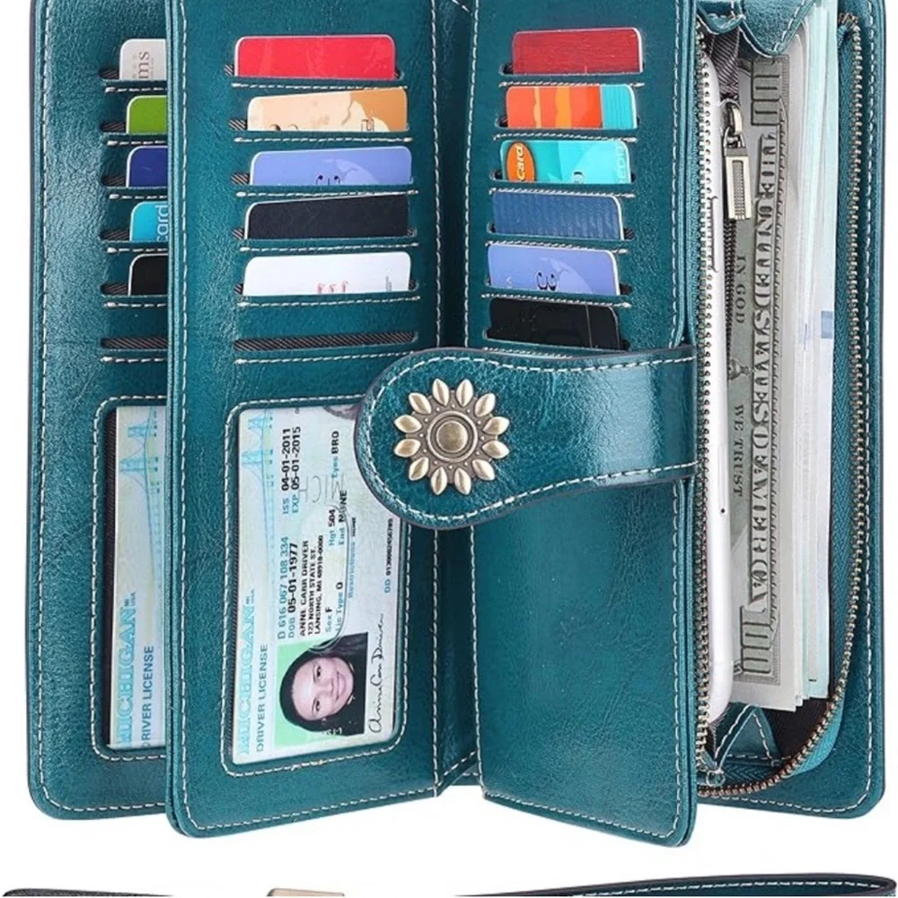 Navy Blue Leather RFID Large Capacity Wristlet/Wallet NWT
